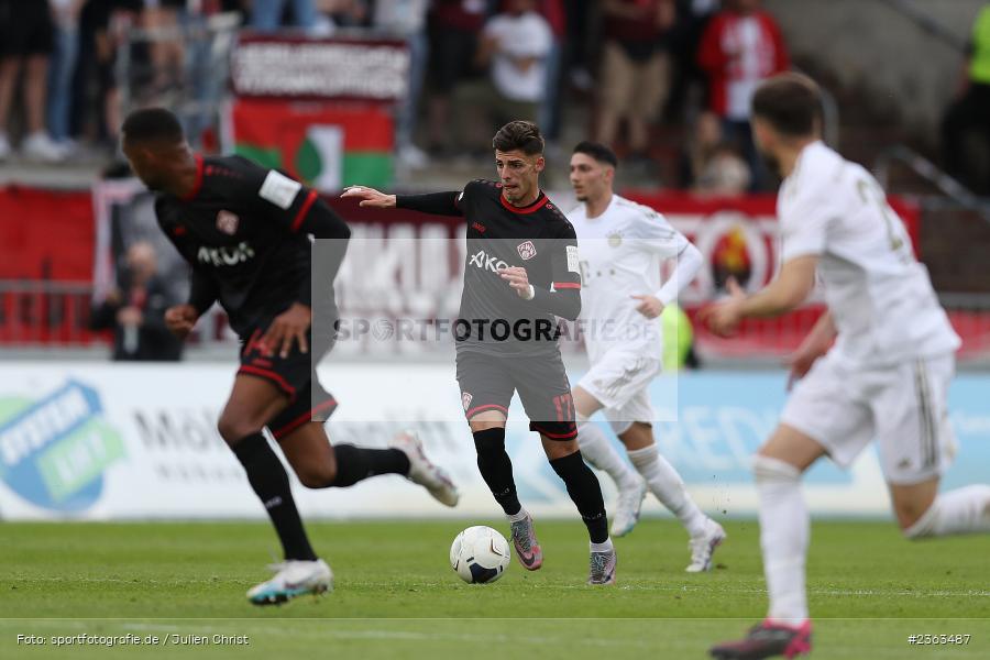Ivan Franjic, FLYERALARM Arena, Würzburg, 05.05.2023, sport, action, Fussball, BFV, 35. Spieltag, Regionalliga Bayern, FCB, FWK, FC Bayern München II, FC Würzburger Kickers - Bild-ID: 2363487
