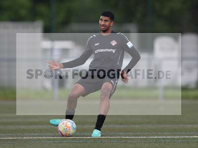 Fotos von Geremi Perera auf sportfotografie