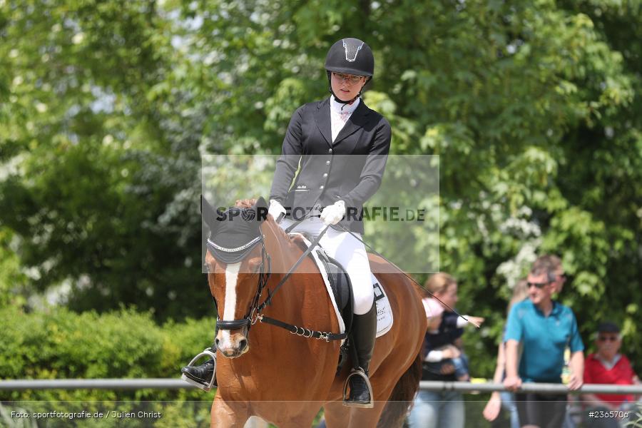 Reit- und Fahrverein e.V., Külsheim, 21.05.2023, sport, action, 14 Reiter-WB Schritt - Trab - Galopp, Pferdesport, Reitturnier Külsheim 2023 - Bild-ID: 2365706 Reit- und Fahrverein e.V., Külsheim, 21.05.2023, sport, action, 14 Reiter-WB Schritt - Trab - Galopp, Pferdesport, Reitturnier Külsheim 2023 - Bild-ID: 2365706