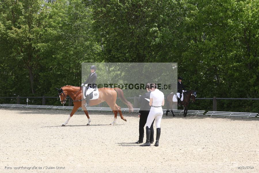 Reit- und Fahrverein e.V., Külsheim, 21.05.2023, sport, action, 14 Reiter-WB Schritt - Trab - Galopp, Pferdesport, Reitturnier Külsheim 2023 - Bild-ID: 2365709 Reit- und Fahrverein e.V., Külsheim, 21.05.2023, sport, action, 14 Reiter-WB Schritt - Trab - Galopp, Pferdesport, Reitturnier Külsheim 2023 - Bild-ID: 2365709