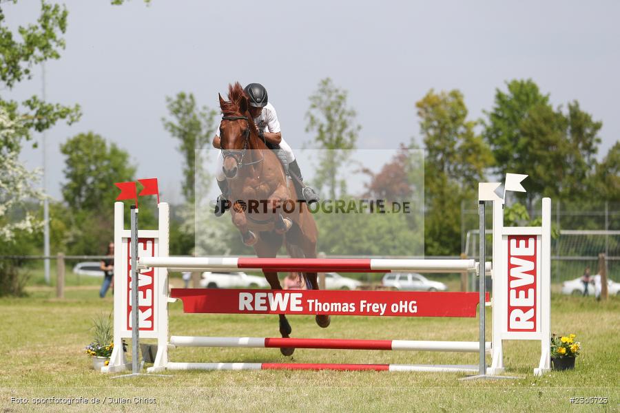 Reit- und Fahrverein e.V., Külsheim, 21.05.2023, sport, action, 06 Springpferdeprüfung Kl.A*, Pferdesport, Reitturnier Külsheim 2023 - Bild-ID: 2365723 Reit- und Fahrverein e.V., Külsheim, 21.05.2023, sport, action, 06 Springpferdeprüfung Kl.A*, Pferdesport, Reitturnier Külsheim 2023 - Bild-ID: 2365723
