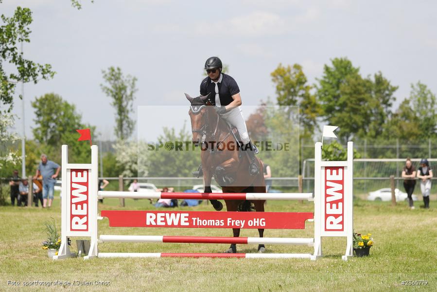 Reit- und Fahrverein e.V., Külsheim, 21.05.2023, sport, action, 06 Springpferdeprüfung Kl.A*, Pferdesport, Reitturnier Külsheim 2023 - Bild-ID: 2365779 Reit- und Fahrverein e.V., Külsheim, 21.05.2023, sport, action, 06 Springpferdeprüfung Kl.A*, Pferdesport, Reitturnier Külsheim 2023 - Bild-ID: 2365779