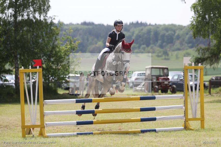 Reit- und Fahrverein e.V., Külsheim, 21.05.2023, sport, action, 06 Springpferdeprüfung Kl.A*, Pferdesport, Reitturnier Külsheim 2023 - Bild-ID: 2365807 Reit- und Fahrverein e.V., Külsheim, 21.05.2023, sport, action, 06 Springpferdeprüfung Kl.A*, Pferdesport, Reitturnier Külsheim 2023 - Bild-ID: 2365807