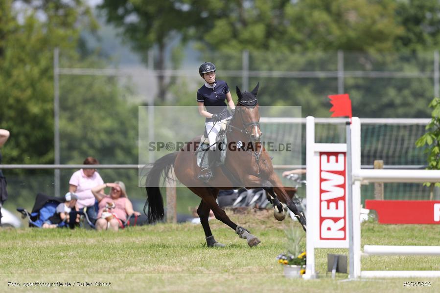 Reit- und Fahrverein e.V., Külsheim, 21.05.2023, sport, action, 03 Springprüfung Kl. A**, Pferdesport, Reitturnier Külsheim 2023 - Bild-ID: 2365842 Reit- und Fahrverein e.V., Külsheim, 21.05.2023, sport, action, 03 Springprüfung Kl. A**, Pferdesport, Reitturnier Külsheim 2023 - Bild-ID: 2365842