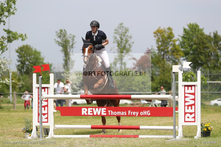 Reit- und Fahrverein e.V., Külsheim, 21.05.2023, sport, action, 06 Springpferdeprüfung Kl.A*, Pferdesport, Reitturnier Külsheim 2023 - Bild-ID: 2365853 Reit- und Fahrverein e.V., Külsheim, 21.05.2023, sport, action, 06 Springpferdeprüfung Kl.A*, Pferdesport, Reitturnier Külsheim 2023 - Bild-ID: 2365853