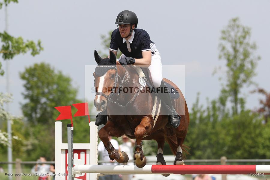 Reit- und Fahrverein e.V., Külsheim, 21.05.2023, sport, action, 06 Springpferdeprüfung Kl.A*, Pferdesport, Reitturnier Külsheim 2023 - Bild-ID: 2365854 Reit- und Fahrverein e.V., Külsheim, 21.05.2023, sport, action, 06 Springpferdeprüfung Kl.A*, Pferdesport, Reitturnier Külsheim 2023 - Bild-ID: 2365854
