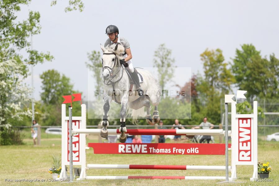 Reit- und Fahrverein e.V., Külsheim, 21.05.2023, sport, action, 06 Springpferdeprüfung Kl.A*, Pferdesport, Reitturnier Külsheim 2023 - Bild-ID: 2365884 Reit- und Fahrverein e.V., Külsheim, 21.05.2023, sport, action, 06 Springpferdeprüfung Kl.A*, Pferdesport, Reitturnier Külsheim 2023 - Bild-ID: 2365884