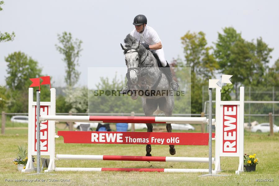 Reit- und Fahrverein e.V., Külsheim, 21.05.2023, sport, action, 03 Springprüfung Kl. A**, Pferdesport, Reitturnier Külsheim 2023 - Bild-ID: 2365928 Reit- und Fahrverein e.V., Külsheim, 21.05.2023, sport, action, 03 Springprüfung Kl. A**, Pferdesport, Reitturnier Külsheim 2023 - Bild-ID: 2365928
