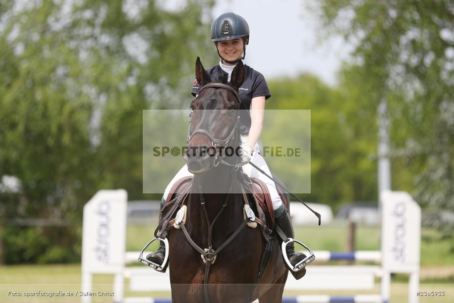 Reit- und Fahrverein e.V., Külsheim, 21.05.2023, sport, action, 03 Springprüfung Kl. A**, Pferdesport, Reitturnier Külsheim 2023 - Bild-ID: 2365933 Reit- und Fahrverein e.V., Külsheim, 21.05.2023, sport, action, 03 Springprüfung Kl. A**, Pferdesport, Reitturnier Külsheim 2023 - Bild-ID: 2365933