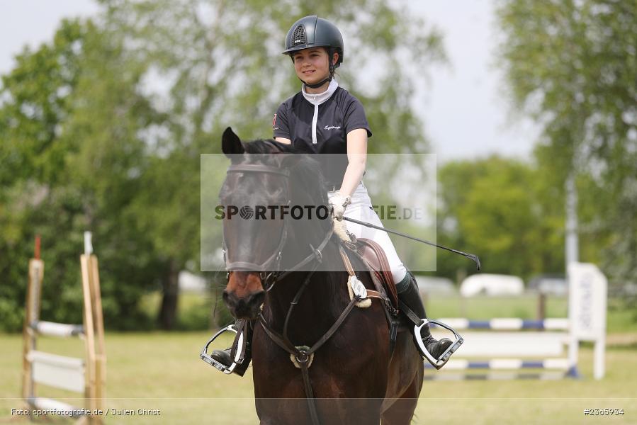 Reit- und Fahrverein e.V., Külsheim, 21.05.2023, sport, action, 03 Springprüfung Kl. A**, Pferdesport, Reitturnier Külsheim 2023 - Bild-ID: 2365934 Reit- und Fahrverein e.V., Külsheim, 21.05.2023, sport, action, 03 Springprüfung Kl. A**, Pferdesport, Reitturnier Külsheim 2023 - Bild-ID: 2365934
