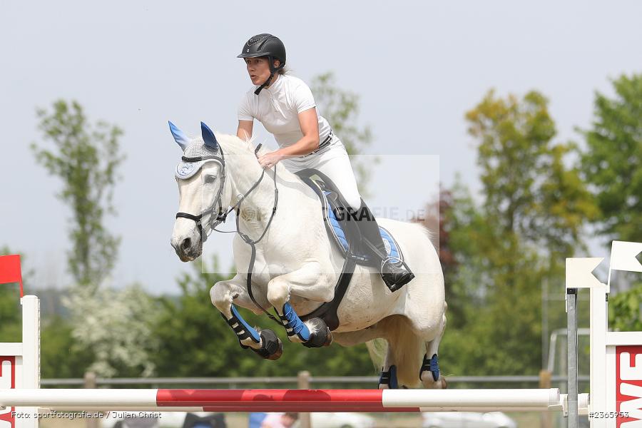 Reit- und Fahrverein e.V., Külsheim, 21.05.2023, sport, action, 03 Springprüfung Kl. A**, Pferdesport, Reitturnier Külsheim 2023 - Bild-ID: 2365953 Reit- und Fahrverein e.V., Külsheim, 21.05.2023, sport, action, 03 Springprüfung Kl. A**, Pferdesport, Reitturnier Külsheim 2023 - Bild-ID: 2365953