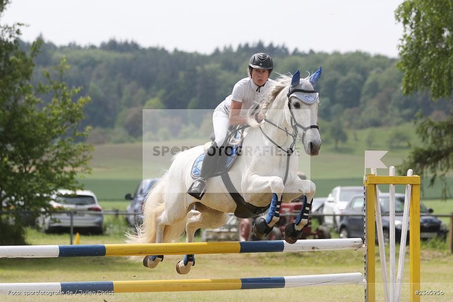 Reit- und Fahrverein e.V., Külsheim, 21.05.2023, sport, action, 03 Springprüfung Kl. A**, Pferdesport, Reitturnier Külsheim 2023 - Bild-ID: 2365956
