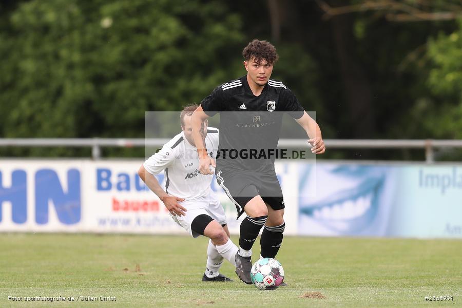 Luca Weber, Sportgelände, Karlburg, 23.05.2023, sport, action, BFV, Fussball, 30. Spieltag, Kreisliga Würzburg, FVSBM, TSV, FV Stetten-Binsfeld-Müdesheim, TSV Karlburg II - Bild-ID: 2365991 Luca Weber, Sportgelände, Karlburg, 23.05.2023, sport, action, BFV, Fussball, 30. Spieltag, Kreisliga Würzburg, FVSBM, TSV, FV Stetten-Binsfeld-Müdesheim, TSV Karlburg II - Bild-ID: 2365991