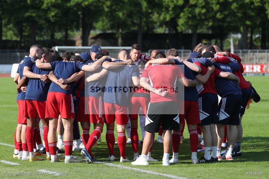 Mannschaftskreis, Sachs-Stadion, Schweinfurt, 26.05.2023, sport, action, BFV, Fussball, 38. Spieltag, Regionalliga Bayern, UHG, FC05, SpVgg Unterhaching, 1. FC Schweinfurt - Bild-ID: 2366099