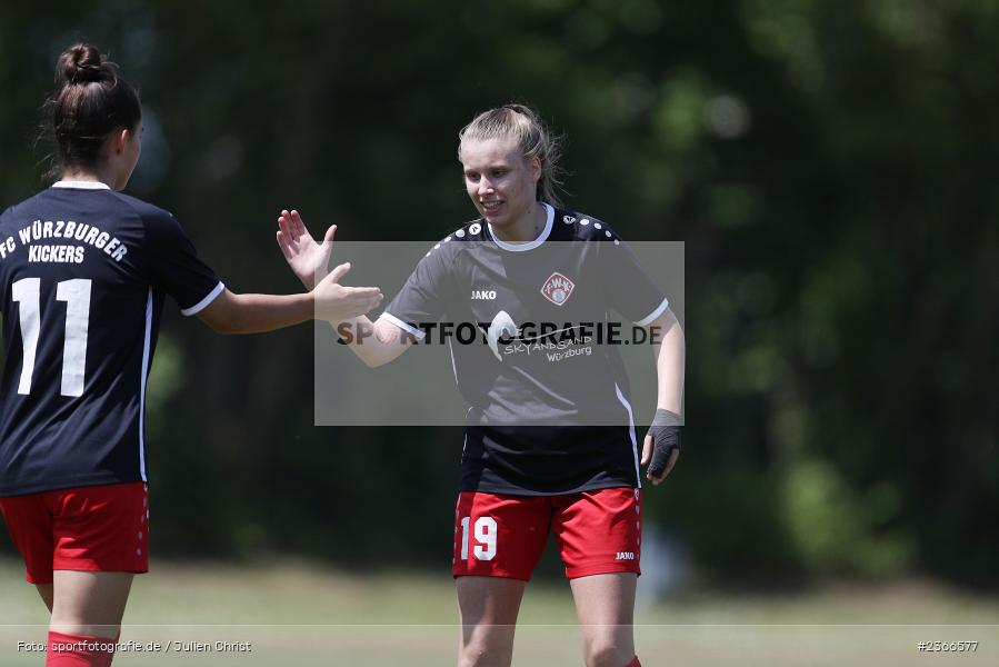 Victoria Maidhof, Sportpark Heuchelhof, Würzburg, 27.05.2023, sport, action, BFV, Fussball, 21. Spieltag, Bayernliga Frauen, FCE, FWK, FC Ezelsdorf, FC Würzburger Kickers - Bild-ID: 2366577