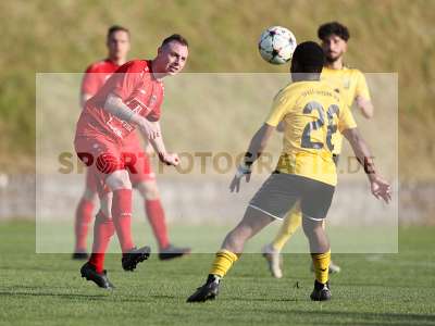 Fotos von FC Fuchsstadt - SpVgg Bayern Hof auf sportfotografie.de