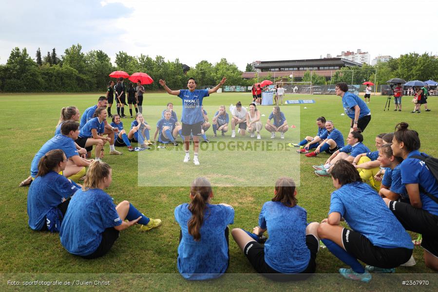 Team, Cagla Korkmaz, Sportpark Heuchelhof, Würzburg, 10.06.2023, sport, action, BFV, Fussball, Finale, BFV-Verbandspokal, FFC, FWK, FFC Wacker München, FC Würzburger Kickers - Bild-ID: 2367970