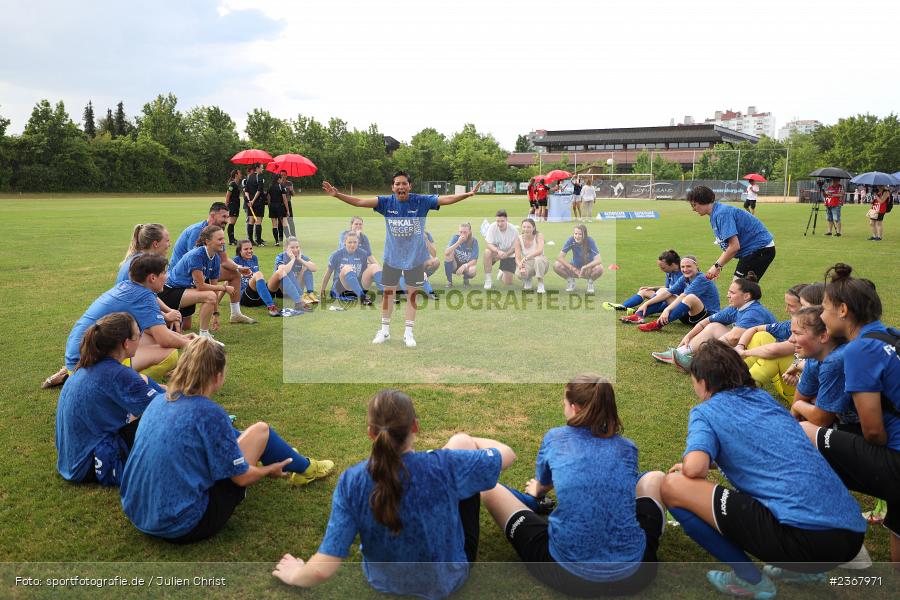 Team, Cagla Korkmaz, Sportpark Heuchelhof, Würzburg, 10.06.2023, sport, action, BFV, Fussball, Finale, BFV-Verbandspokal, FFC, FWK, FFC Wacker München, FC Würzburger Kickers - Bild-ID: 2367971
