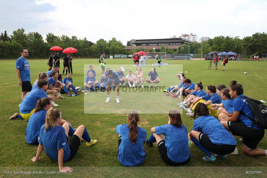 Team, Cagla Korkmaz, Sportpark Heuchelhof, Würzburg, 10.06.2023, sport, action, BFV, Fussball, Finale, BFV-Verbandspokal, FFC, FWK, FFC Wacker München, FC Würzburger Kickers - Bild-ID: 2367981