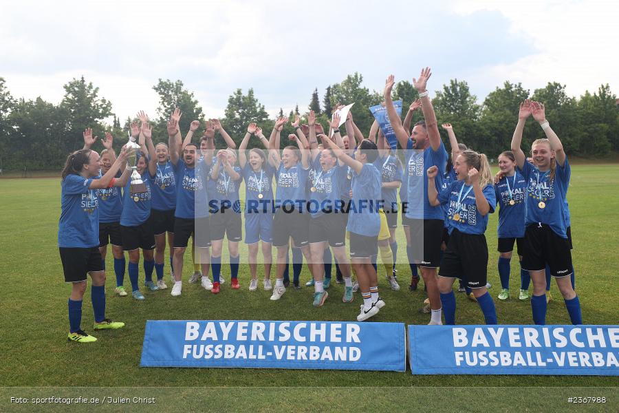 Pokal, Team, Sportpark Heuchelhof, Würzburg, 10.06.2023, sport, action, BFV, Fussball, Finale, BFV-Verbandspokal, FFC, FWK, FFC Wacker München, FC Würzburger Kickers - Bild-ID: 2367988