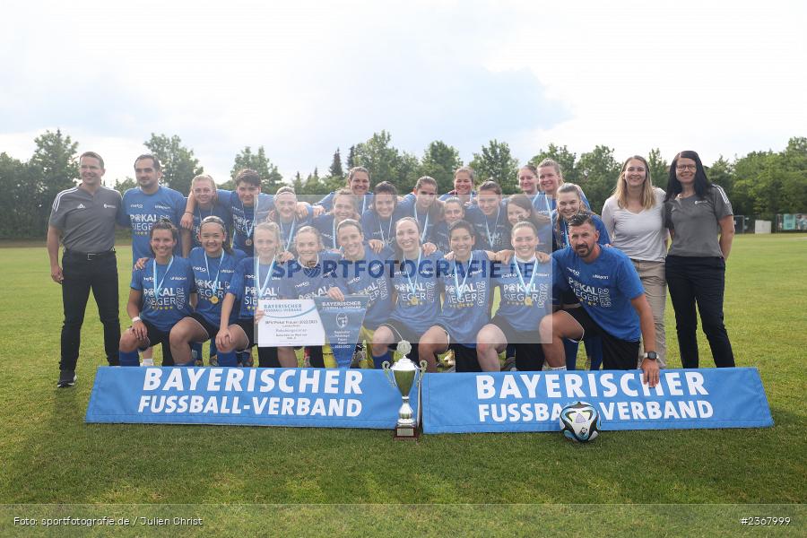 Pokal, Team, Sportpark Heuchelhof, Würzburg, 10.06.2023, sport, action, BFV, Fussball, Finale, BFV-Verbandspokal, FFC, FWK, FFC Wacker München, FC Würzburger Kickers - Bild-ID: 2367999