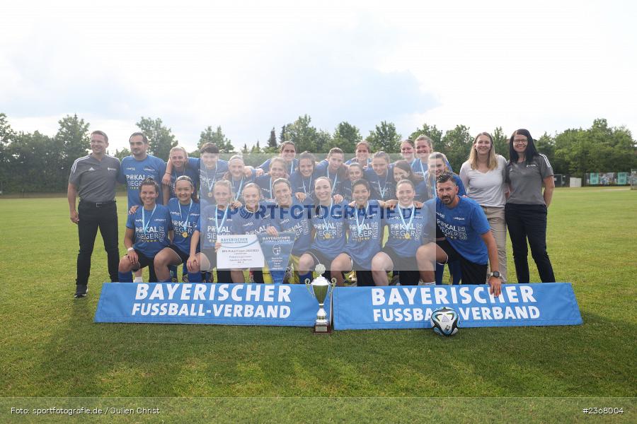 Pokal, Team, Sportpark Heuchelhof, Würzburg, 10.06.2023, sport, action, BFV, Fussball, Finale, BFV-Verbandspokal, FFC, FWK, FFC Wacker München, FC Würzburger Kickers - Bild-ID: 2368004
