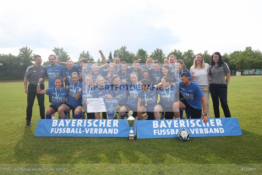 Pokal, Team, Sportpark Heuchelhof, Würzburg, 10.06.2023, sport, action, BFV, Fussball, Finale, BFV-Verbandspokal, FFC, FWK, FFC Wacker München, FC Würzburger Kickers - Bild-ID: 2368011