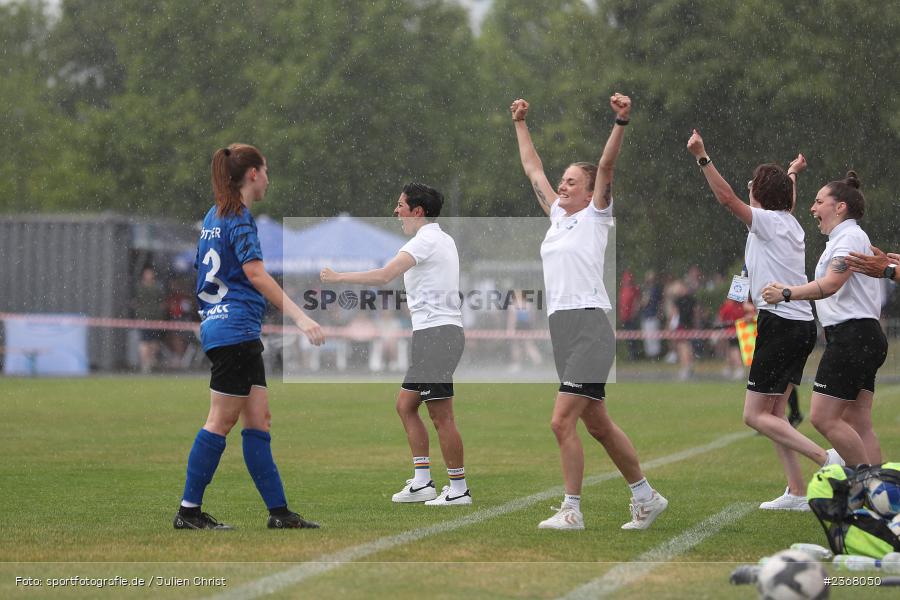 Team, Cagla Korkmaz, Sportpark Heuchelhof, Würzburg, 10.06.2023, sport, action, BFV, Fussball, Finale, BFV-Verbandspokal, FFC, FWK, FFC Wacker München, FC Würzburger Kickers - Bild-ID: 2368050 Team, Cagla Korkmaz, Sportpark Heuchelhof, Würzburg, 10.06.2023, sport, action, BFV, Fussball, Finale, BFV-Verbandspokal, FFC, FWK, FFC Wacker München, FC Würzburger Kickers - Bild-ID: 2368050