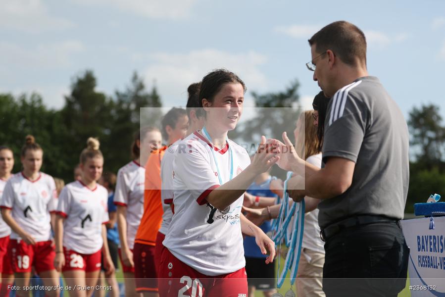 Team, Sportpark Heuchelhof, Würzburg, 10.06.2023, sport, action, BFV, Fussball, Finale, BFV-Verbandspokal, FFC, FWK, FFC Wacker München, FC Würzburger Kickers - Bild-ID: 2368132 Team, Sportpark Heuchelhof, Würzburg, 10.06.2023, sport, action, BFV, Fussball, Finale, BFV-Verbandspokal, FFC, FWK, FFC Wacker München, FC Würzburger Kickers - Bild-ID: 2368132