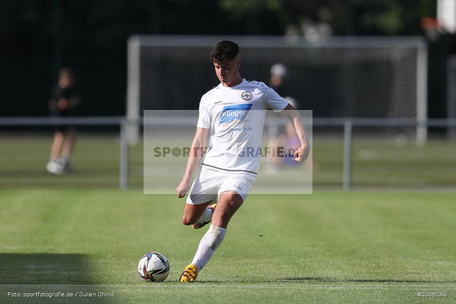 Louis Reinhart, Sportgelände, Rimpar, 24.06.2023, sport, action, BFV, Fussball, Bayernliga, Landesliga, Landesfreundschaftsspiele, WFV, ASV, Würzburger FV, ASV Rimpar - Bild-ID: 2368246