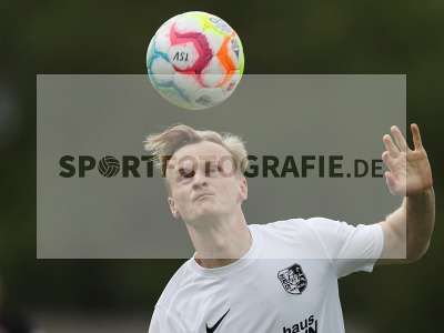 Fotos von TSV Karlburg - FC Würzburger Kickers auf sportfotografie.de