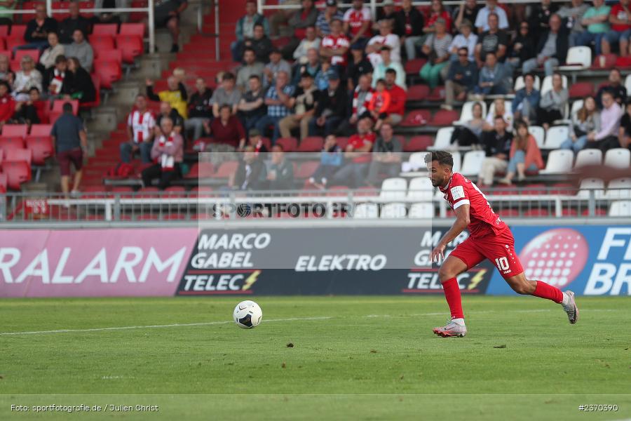 Dardan Karimani, AKON Arena, Würzburg, 21.07.2023, sport, action, BFV, Fussball, Saison 2023/2024, Regionalliga Bayern, FCM, FWK, FC Memmingen, FC Würzburger Kickers - Bild-ID: 2370390 Dardan Karimani, AKON Arena, Würzburg, 21.07.2023, sport, action, BFV, Fussball, Saison 2023/2024, Regionalliga Bayern, FCM, FWK, FC Memmingen, FC Würzburger Kickers - Bild-ID: 2370390