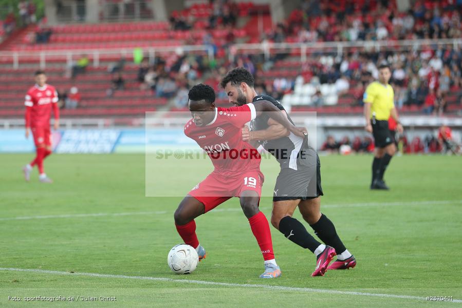 Benjika Caciel, AKON Arena, Würzburg, 21.07.2023, sport, action, BFV, Fussball, Saison 2023/2024, Regionalliga Bayern, FCM, FWK, FC Memmingen, FC Würzburger Kickers - Bild-ID: 2370411
