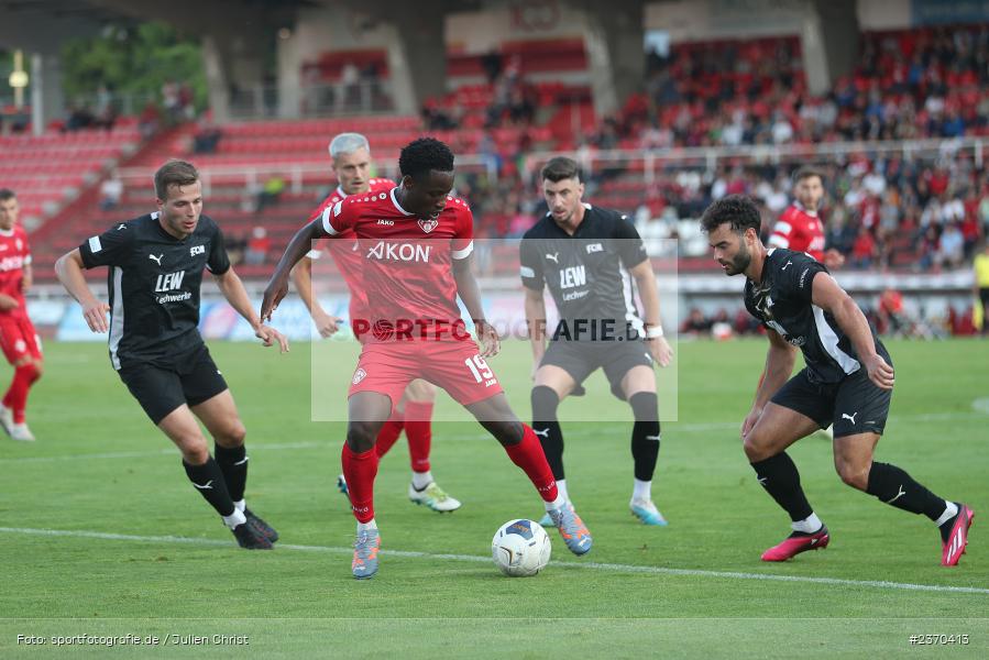 Benjika Caciel, AKON Arena, Würzburg, 21.07.2023, sport, action, BFV, Fussball, Saison 2023/2024, Regionalliga Bayern, FCM, FWK, FC Memmingen, FC Würzburger Kickers - Bild-ID: 2370413