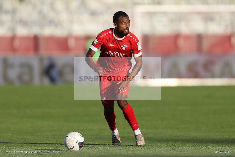 Fabrice Montcheu, AKON Arena, Würzburg, 21.07.2023, sport, action, BFV, Fussball, Saison 2023/2024, Regionalliga Bayern, FCM, FWK, FC Memmingen, FC Würzburger Kickers - Bild-ID: 2370488
