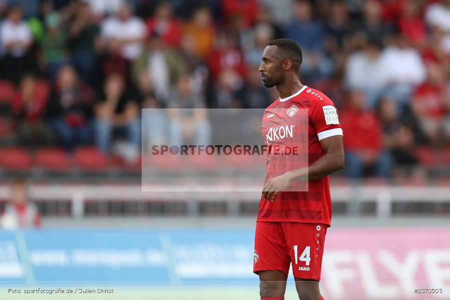 Saliou Sané, AKON Arena, Würzburg, 21.07.2023, sport, action, BFV, Fussball, Saison 2023/2024, Regionalliga Bayern, FCM, FWK, FC Memmingen, FC Würzburger Kickers - Bild-ID: 2370503