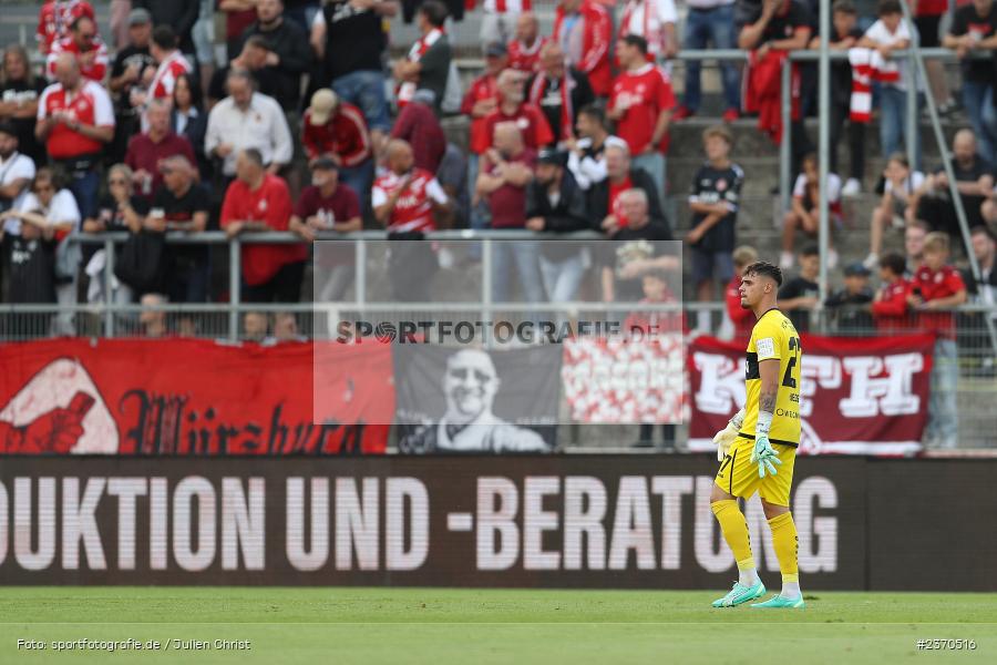 Vincent Friedsam, AKON Arena, Würzburg, 21.07.2023, sport, action, BFV, Fussball, Saison 2023/2024, Regionalliga Bayern, FCM, FWK, FC Memmingen, FC Würzburger Kickers - Bild-ID: 2370516