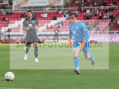 Fotos von FC Würzburger Kickers - FC Memmingen auf sportfotografie.de