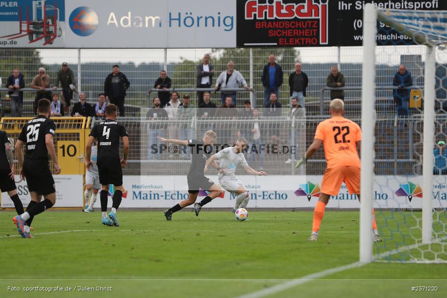 Niklas Meyer, Stadion am Schönbusch, Aschaffenburg, 28.07.2023, sport, action, BFV, Fussball, Saison 2023/2024, 2. Spieltag, Regionalliga Bayern, TSV, SVA, TSV Buchbach, SV Viktoria Aschaffenburg - Bild-ID: 2371220