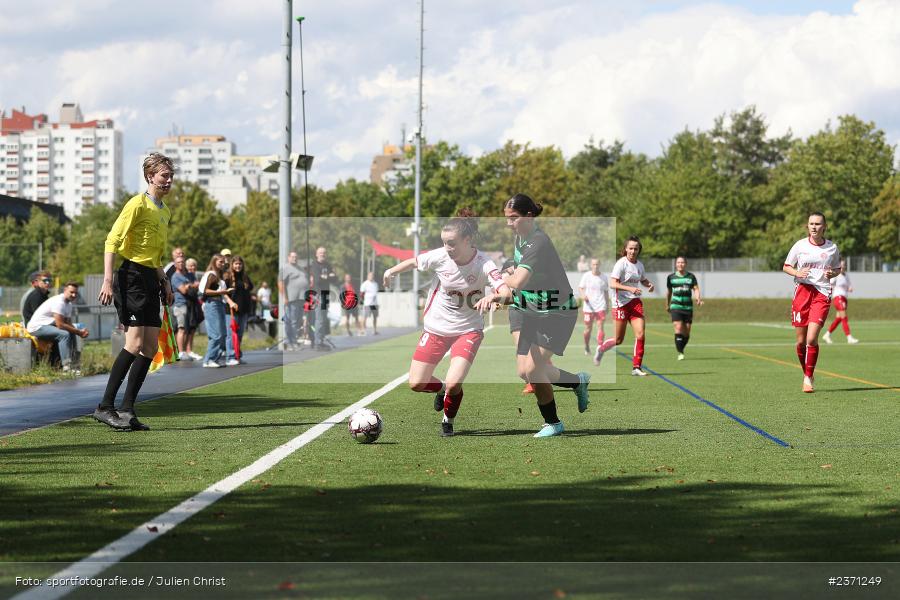 Lea Schrenk, Sportpark Heuchelhof, Würzburg, 29.07.2023, sport, action, BFV, Fussball, Saison 2023/2024, Bayernliga, Regionalliga, Regional Freundschaftsspiele, SGF, FWK, SpVgg Greuther Fürth, FC Würzburger Kickers - Bild-ID: 2371249