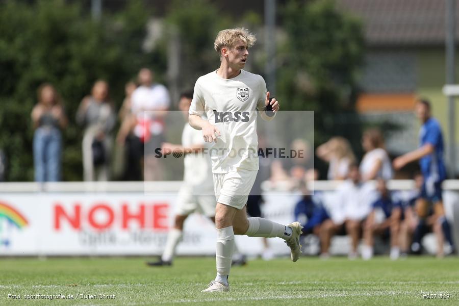 Jens Philipp, Sportgelände, Gochsheim, 30.07.2023, sport, action, BFV, Fussball, Saison 2023/2024, 3. Spieltag, Landesliga Nordwest, TUS, TSV, TuS Aschaffenburg Leider, TSV Gochsheim - Bild-ID: 2371529 Jens Philipp, Sportgelände, Gochsheim, 30.07.2023, sport, action, BFV, Fussball, Saison 2023/2024, 3. Spieltag, Landesliga Nordwest, TUS, TSV, TuS Aschaffenburg Leider, TSV Gochsheim - Bild-ID: 2371529