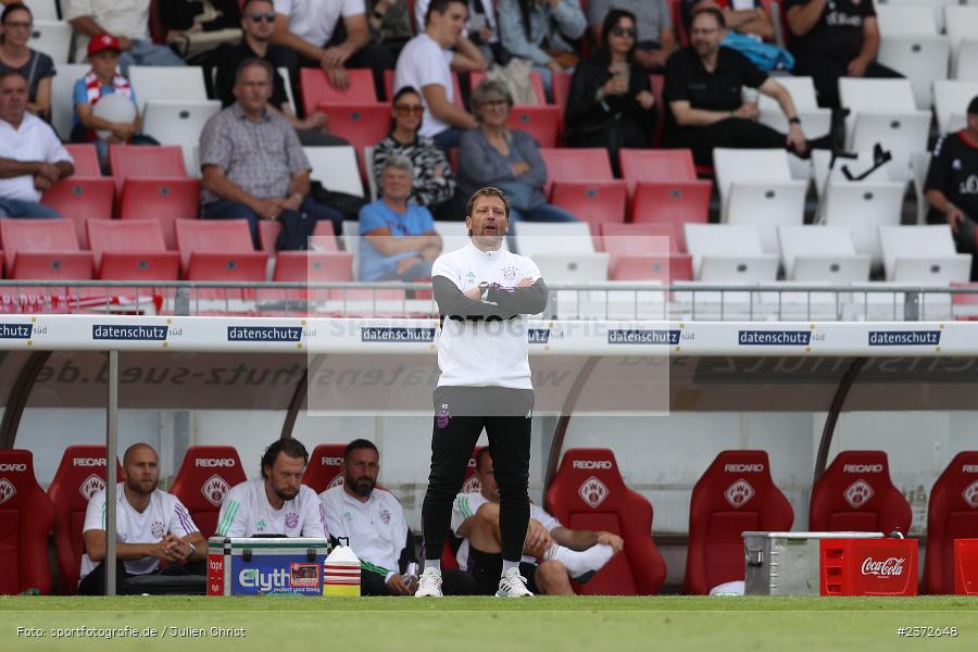 Holger Seitz, AKON Arena, Würzburg, 06.08.2023, sport, action, BFV, Fussball, Saison 2023/2024, 3. Spieltag, Regionalliga Bayern, FCB, FWK, FC Bayern München II, FC Würzburger Kickers - Bild-ID: 2372648