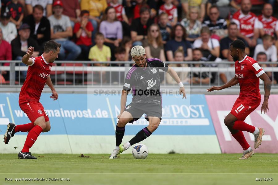 Dion Berisha, AKON Arena, Würzburg, 06.08.2023, sport, action, BFV, Fussball, Saison 2023/2024, 3. Spieltag, Regionalliga Bayern, FCB, FWK, FC Bayern München II, FC Würzburger Kickers - Bild-ID: 2372670