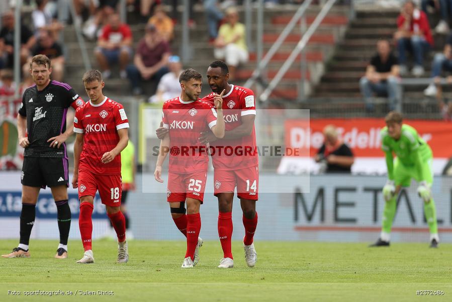 Saliou Sané, AKON Arena, Würzburg, 06.08.2023, sport, action, BFV, Fussball, Saison 2023/2024, 3. Spieltag, Regionalliga Bayern, FCB, FWK, FC Bayern München II, FC Würzburger Kickers - Bild-ID: 2372686