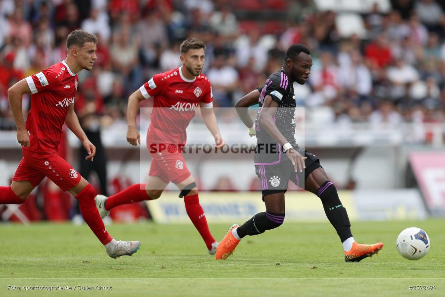 Desire Segbe Azankpo, AKON Arena, Würzburg, 06.08.2023, sport, action, BFV, Fussball, Saison 2023/2024, 3. Spieltag, Regionalliga Bayern, FCB, FWK, FC Bayern München II, FC Würzburger Kickers - Bild-ID: 2372692 Desire Segbe Azankpo, AKON Arena, Würzburg, 06.08.2023, sport, action, BFV, Fussball, Saison 2023/2024, 3. Spieltag, Regionalliga Bayern, FCB, FWK, FC Bayern München II, FC Würzburger Kickers - Bild-ID: 2372692