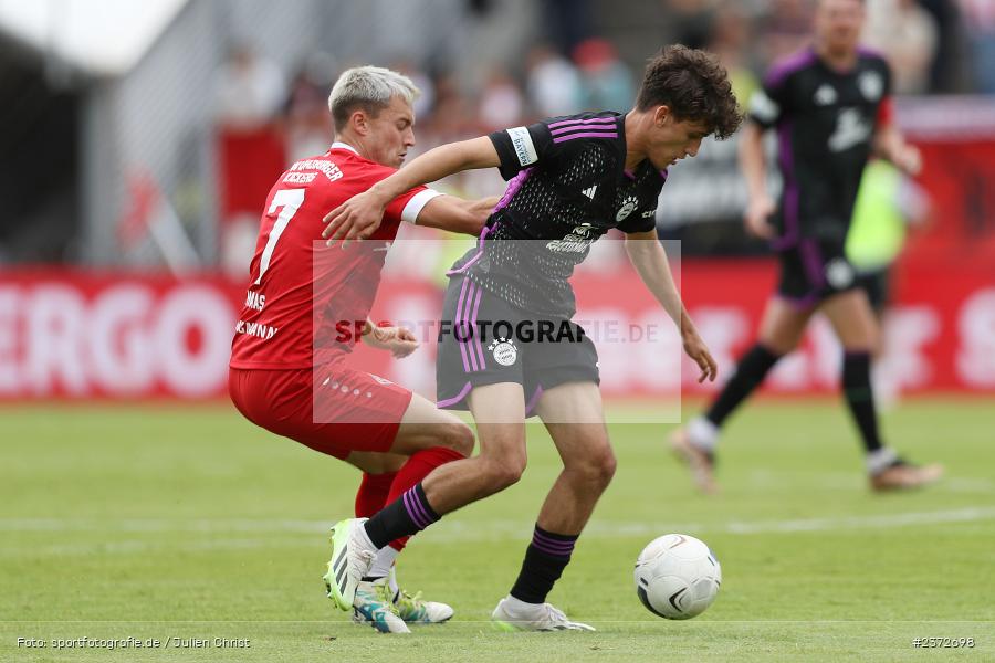 Younes Aitamer, AKON Arena, Würzburg, 06.08.2023, sport, action, BFV, Fussball, Saison 2023/2024, 3. Spieltag, Regionalliga Bayern, FCB, FWK, FC Bayern München II, FC Würzburger Kickers - Bild-ID: 2372698