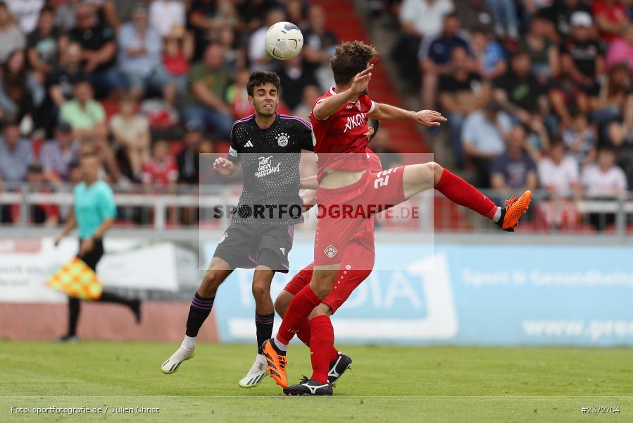 Daniel Hägele, AKON Arena, Würzburg, 06.08.2023, sport, action, BFV, Fussball, Saison 2023/2024, 3. Spieltag, Regionalliga Bayern, FCB, FWK, FC Bayern München II, FC Würzburger Kickers - Bild-ID: 2372704
