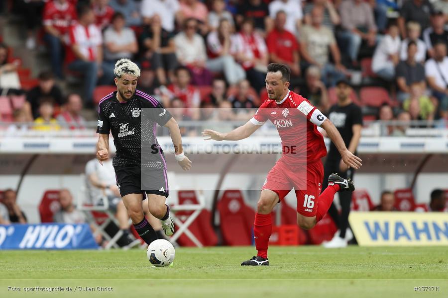 Dion Berisha, AKON Arena, Würzburg, 06.08.2023, sport, action, BFV, Fussball, Saison 2023/2024, 3. Spieltag, Regionalliga Bayern, FCB, FWK, FC Bayern München II, FC Würzburger Kickers - Bild-ID: 2372711