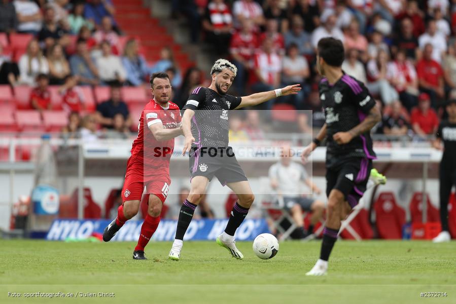 Dion Berisha, AKON Arena, Würzburg, 06.08.2023, sport, action, BFV, Fussball, Saison 2023/2024, 3. Spieltag, Regionalliga Bayern, FCB, FWK, FC Bayern München II, FC Würzburger Kickers - Bild-ID: 2372714