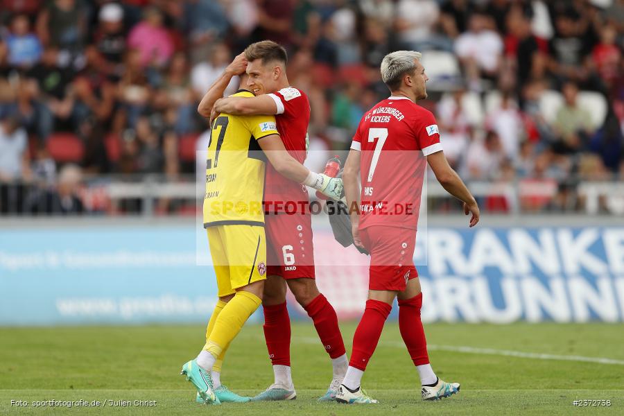 Vincent Friedsam, AKON Arena, Würzburg, 06.08.2023, sport, action, BFV, Fussball, Saison 2023/2024, 3. Spieltag, Regionalliga Bayern, FCB, FWK, FC Bayern München II, FC Würzburger Kickers - Bild-ID: 2372738